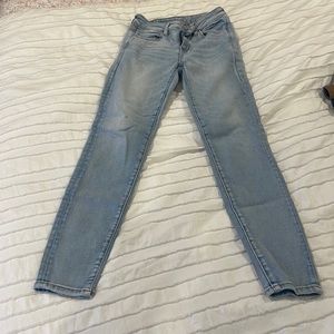 American Eagle High Rise Jegging